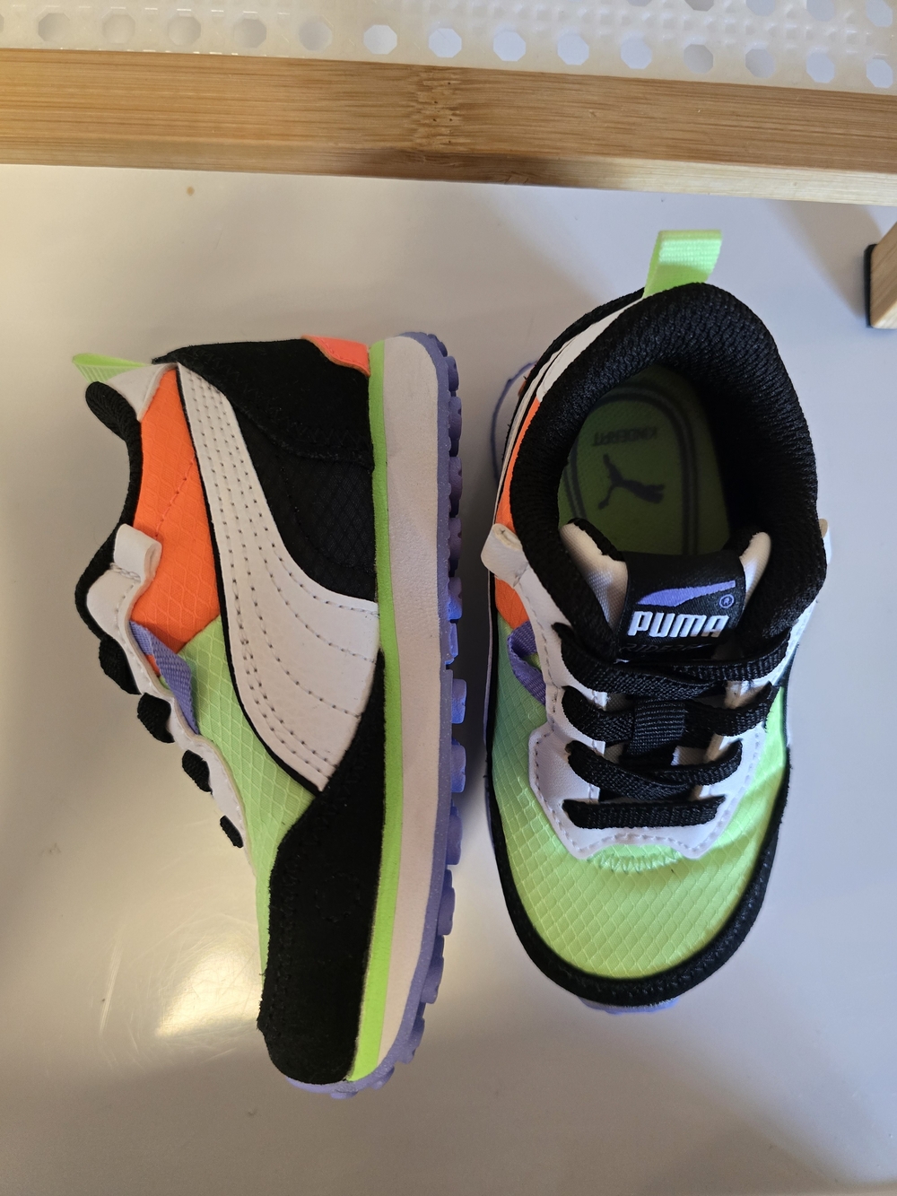 ✨️NEW✨️ - Puma Baby Neon Green & Black Runner Sneakers